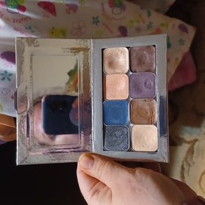 Seint beauty eyeshadow 8 of them saling all together in maskcara sliver pallette